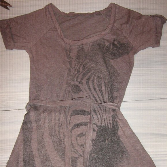 Ladies Tops Size Medium Set of 3 - Picture 1 of 6
